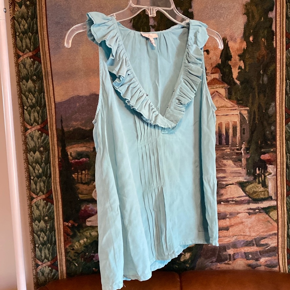 Joie sleeveless silk blouse. Size medium. Mint green.